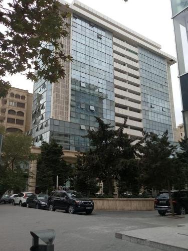 Баку: Apartment on Uzeyir Gadjibeyli Street Formula 1