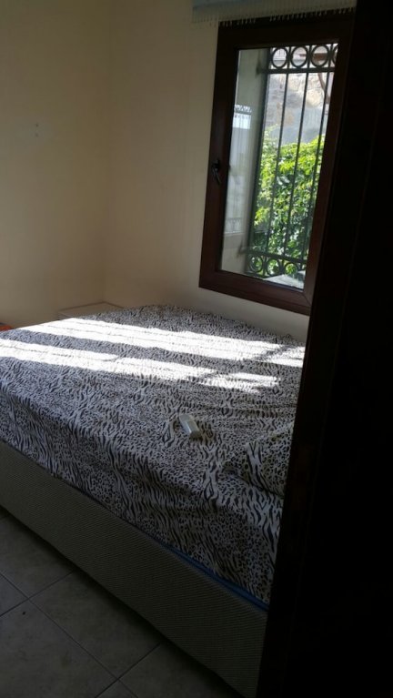 Гюмюшлюк: Important Group Villa Berry