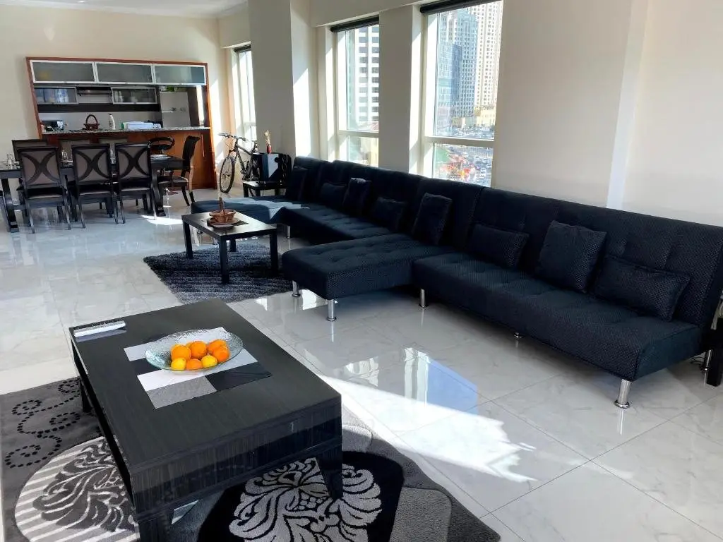 Дубай: My-Places Dubai Apartment - Al Sahab 1