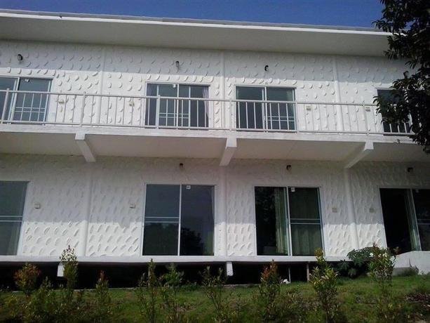 Пак-Чонг: Whiterock resort
