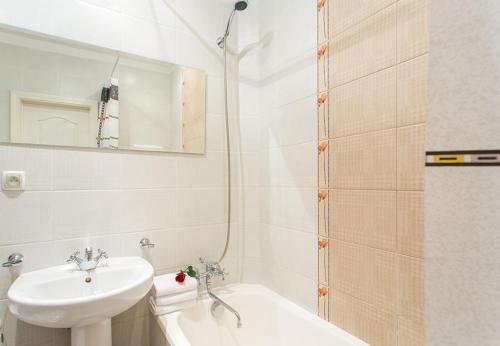 Минск: Apartment on Kiseliova 13