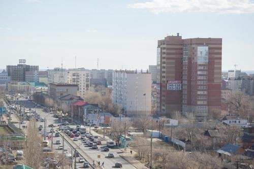 Оренбург: Apartment Purple On Tereshkovoy 10 2