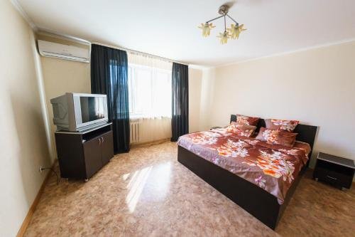 Оренбург: Apartment Red On Ulitsa Tereshkovoy 10 2
