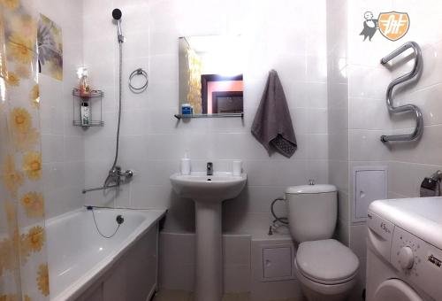 Новокузнецк: Apartment Stroiteley 90b