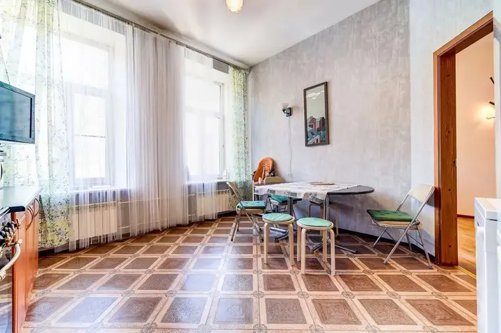 Санкт-Петербург: Home4Day Central Apart Near Hermitage
