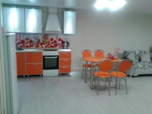 Иркутск: Apartment on Zhelyabova 3