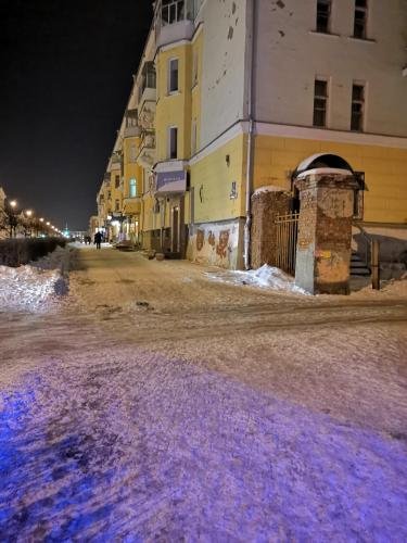 Нижний Тагил: Apartment on Vyazovskaya 4 A