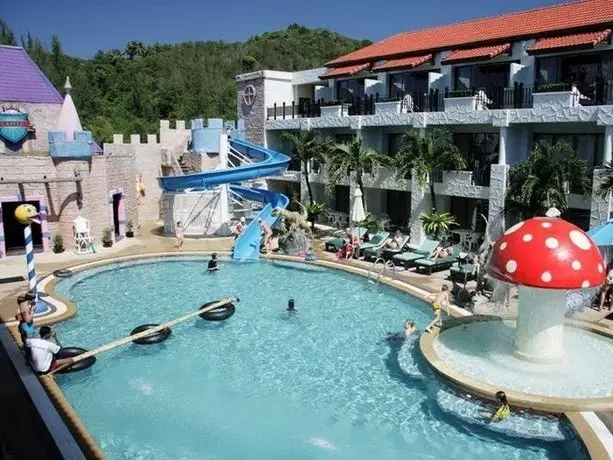 Муанг: Talay Karon Beach Resort (Formaly Ramada Karon)