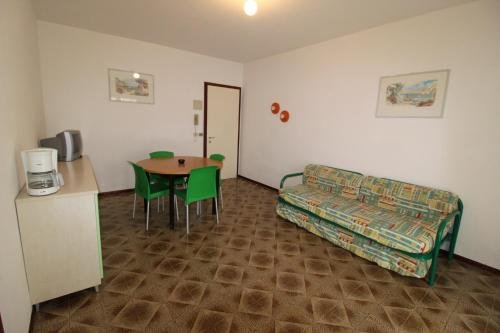 Муанг: Talay Karon Beach Resort (Formaly Ramada Karon)