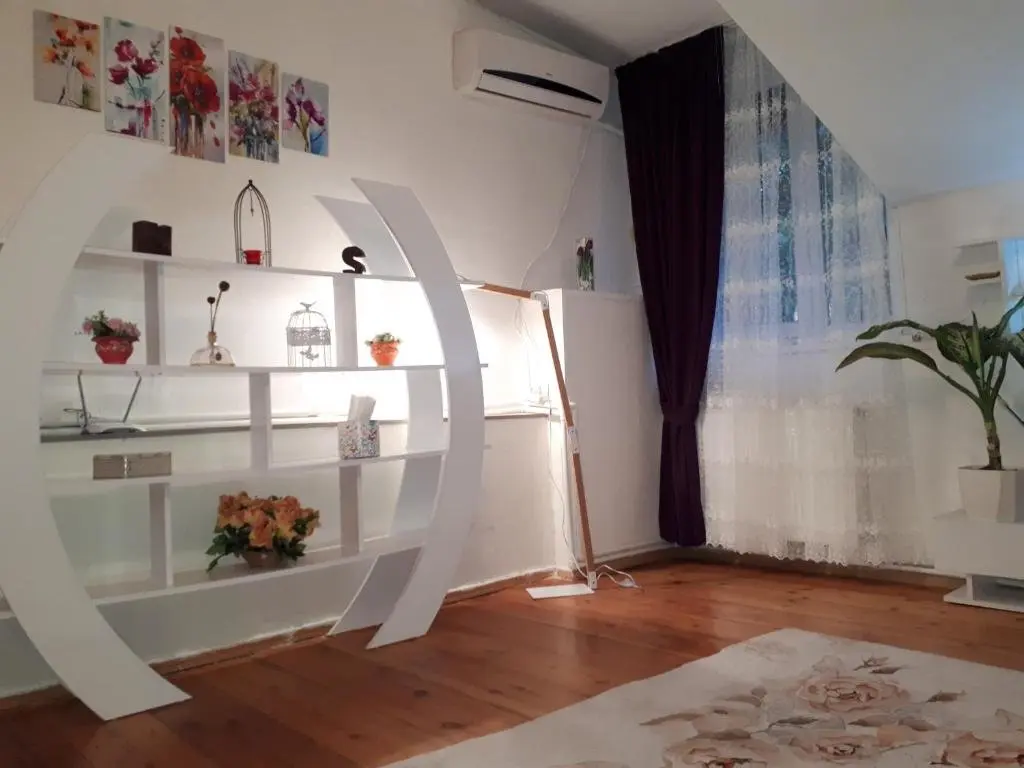 Тбилиси: Karin House
