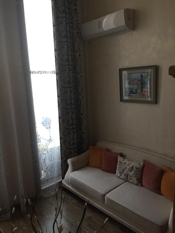 Батуми: Batumi Wave Crest Apartments