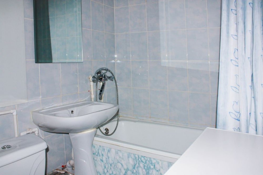 Екатеринбург: ALLiS-HALL One-Bedroom Apartment at Pervomayskaya 35