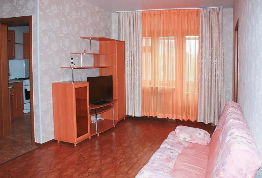 Екатеринбург: ALLiS-HALL One-Bedroom Apartment at Pervomayskaya 35