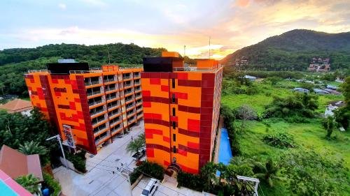 Муанг: Naiharn Condominimum