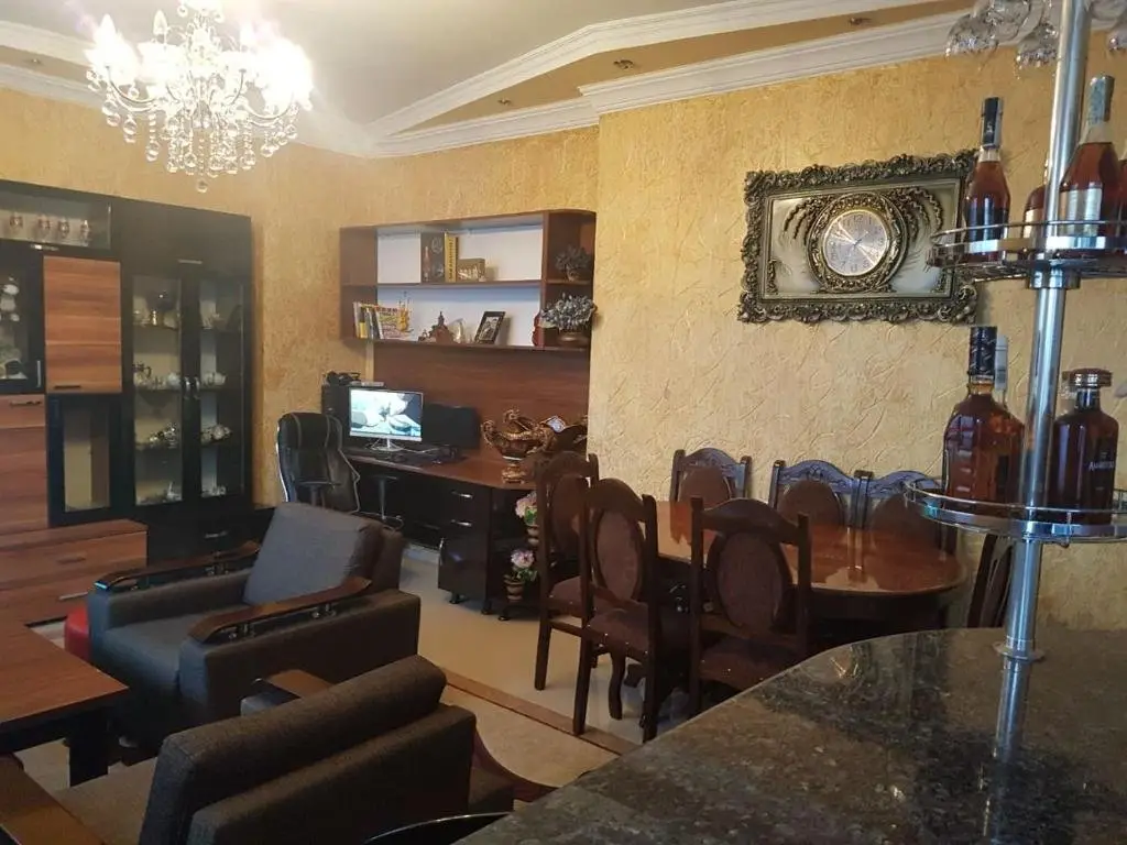 Батуми: Shavshe Apartment