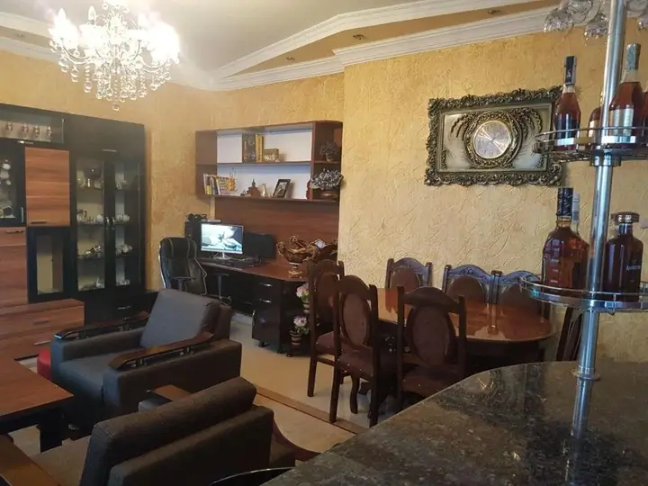 Батуми: Shavshe Apartment