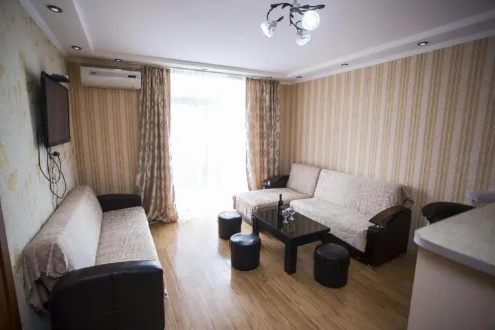 Батуми: Apartment on Sherif Khimshiashvili Street 15b