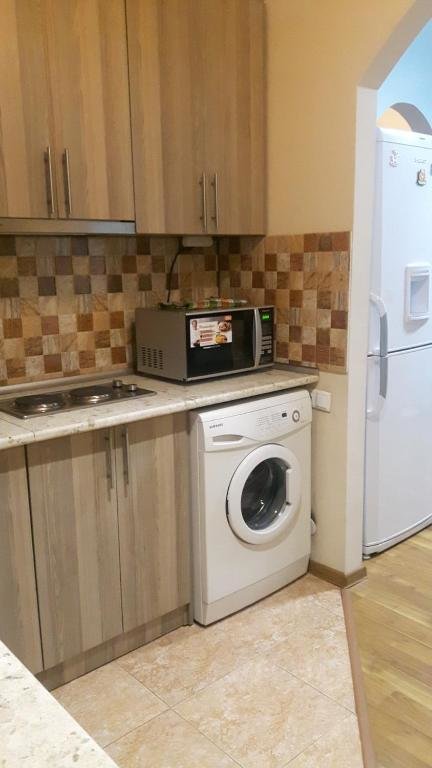 Тбилиси: Apartment on Aleksandr Pushkin Street