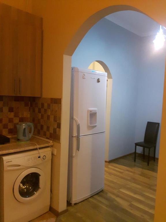 Тбилиси: Apartment on Aleksandr Pushkin Street