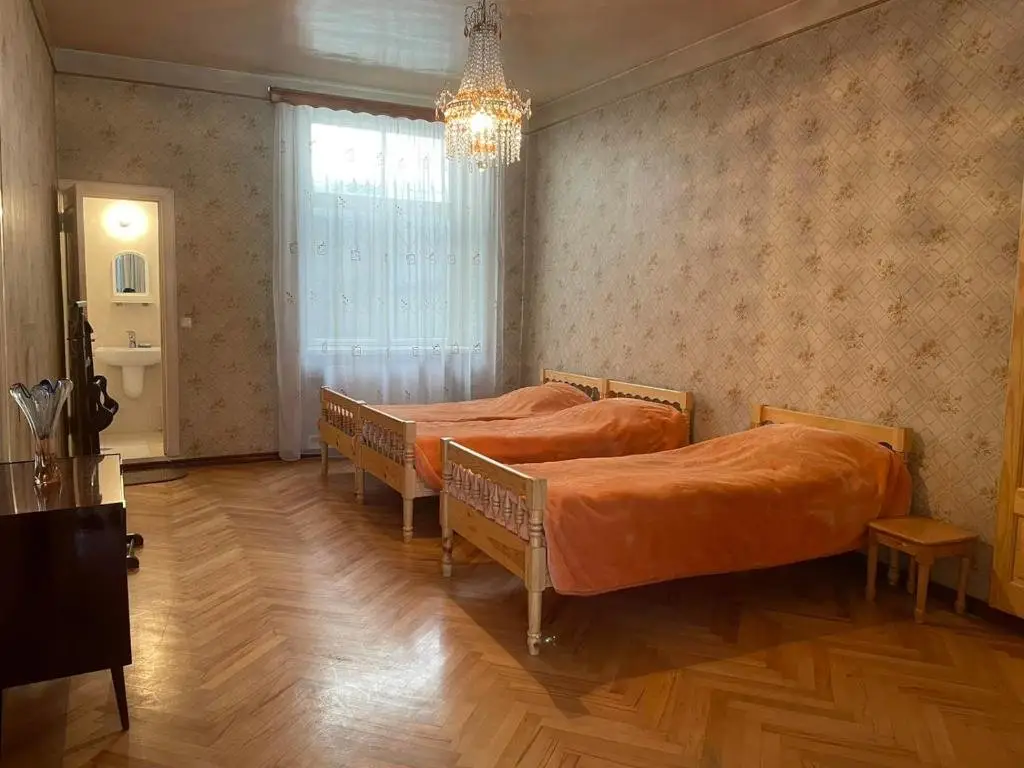 Боржоми: Emma's Guesthouse in Borjomi