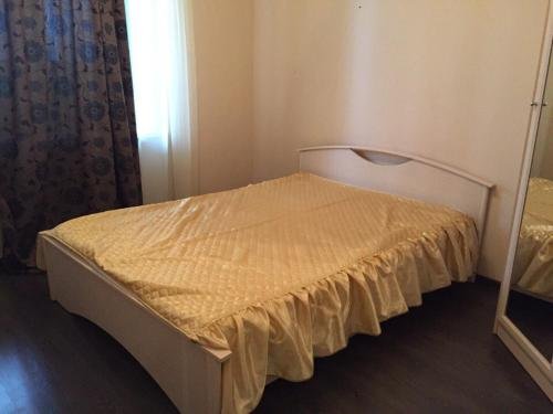 Челябинск: Studio Apartment Bratyev Kashirinykh 10A