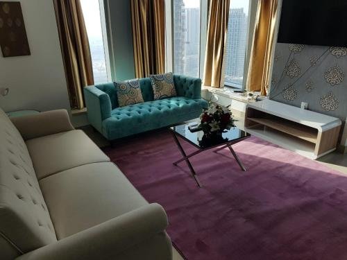 Дубай: Downtown Apartments with Fountain and Burj Khalifa View