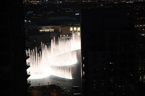 Дубай: Downtown Apartments with Fountain and Burj Khalifa View