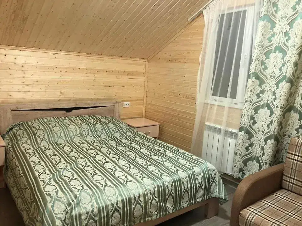Архыз: Туристическая база Лесная Империя