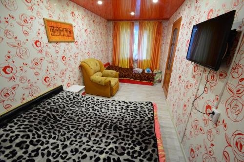 Апатиты: Apartment on Bredova 3