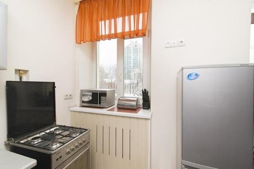 Екатеринбург: Apartments on Lenina 13