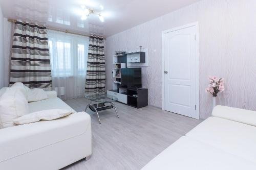 Минск: Apartment on Esenina 16
