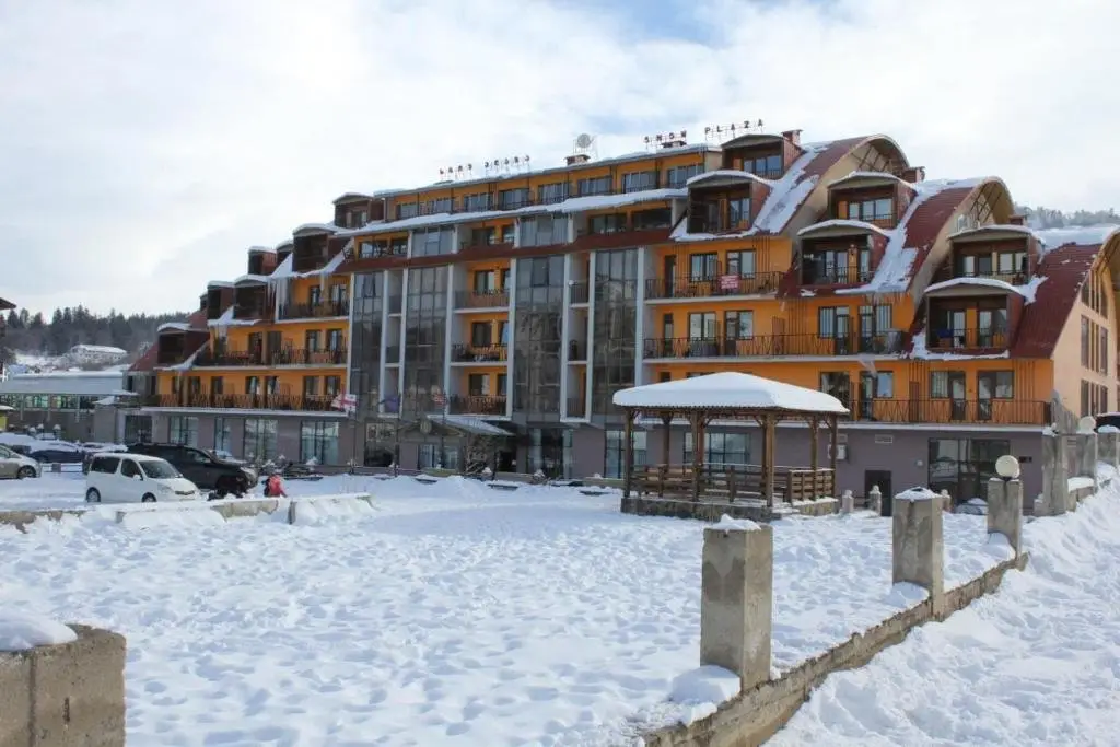 Бакуриани: Snow Plaza Apartment