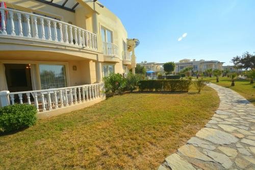 Милас: Bodrum Flamingo 2 Bed Garden Holiday Apartment