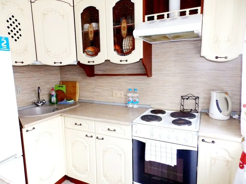 Новошахтинск: 3 rooms apartment on Spartaka 18