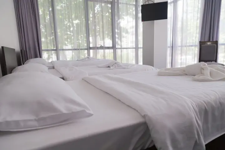 Тбилиси: Hotel Aura