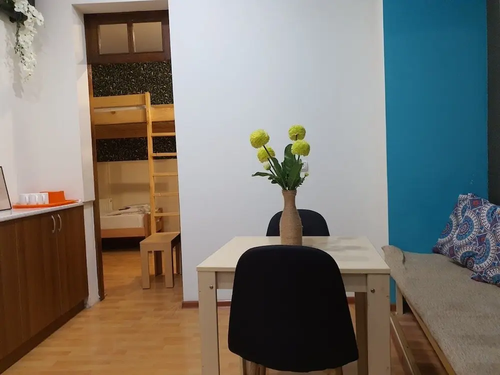 Тбилиси: Envoy Hostel