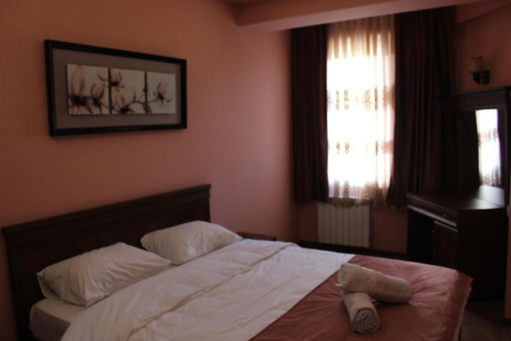 Батуми: Batumi apartment in front of Sheraton