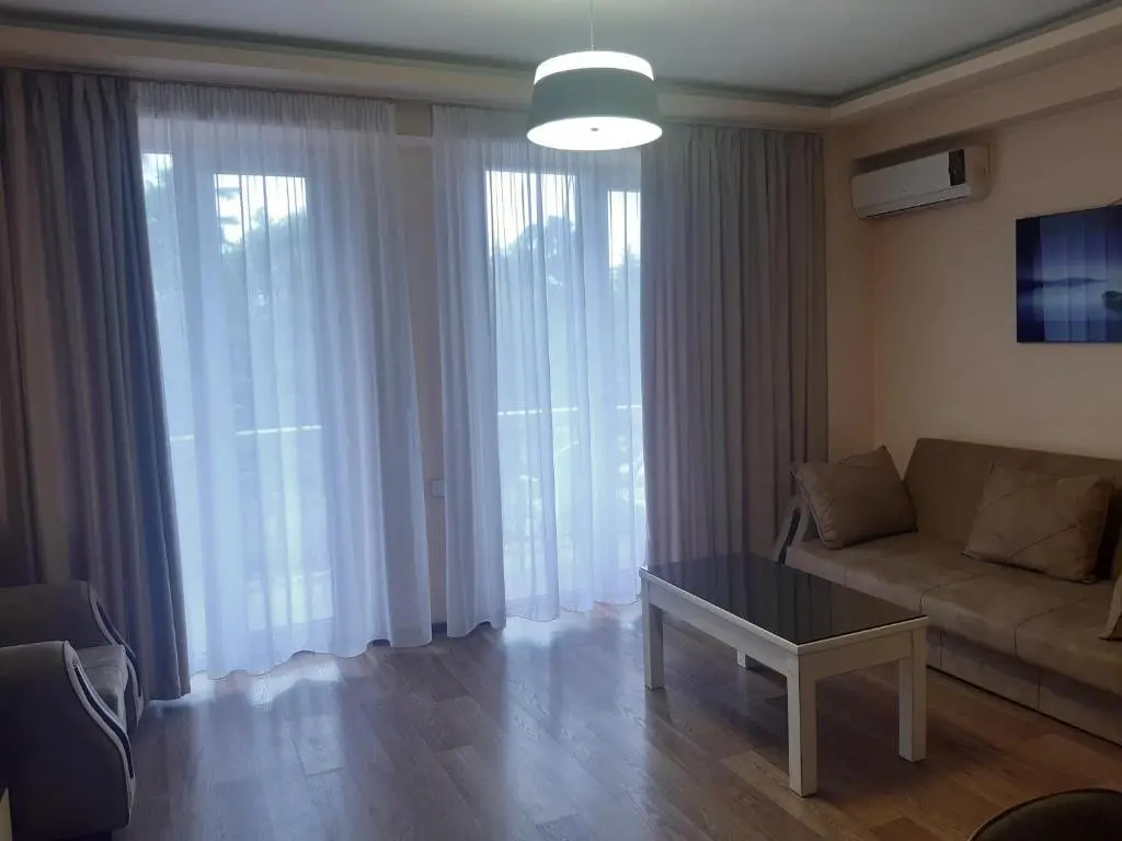 Батуми: Batumi apartment in front of Sheraton