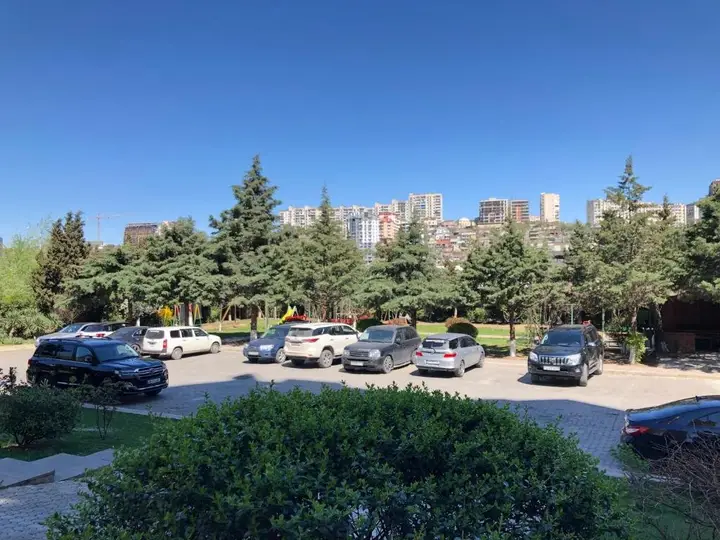 Тбилиси: MAK Apartment Vake Park