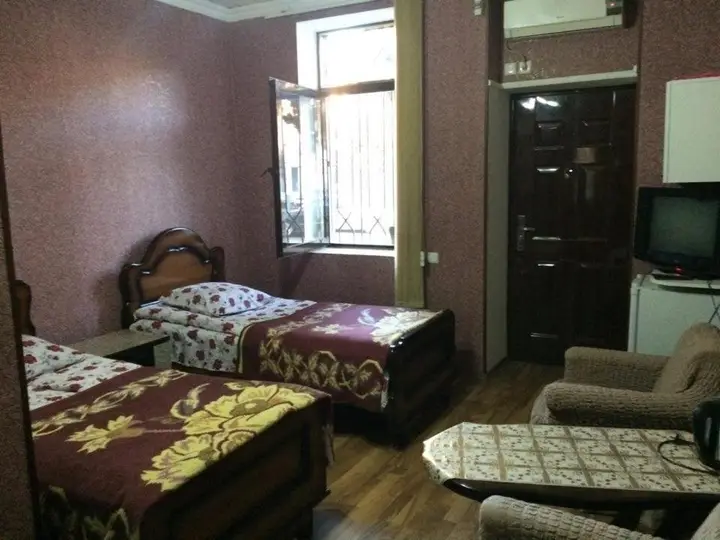 Поти: temuriRoom