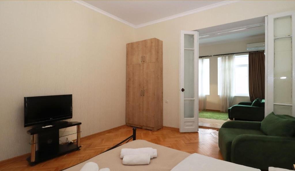 Тбилиси: Bright and cozy 1BR apt in the heart of Tbilisi