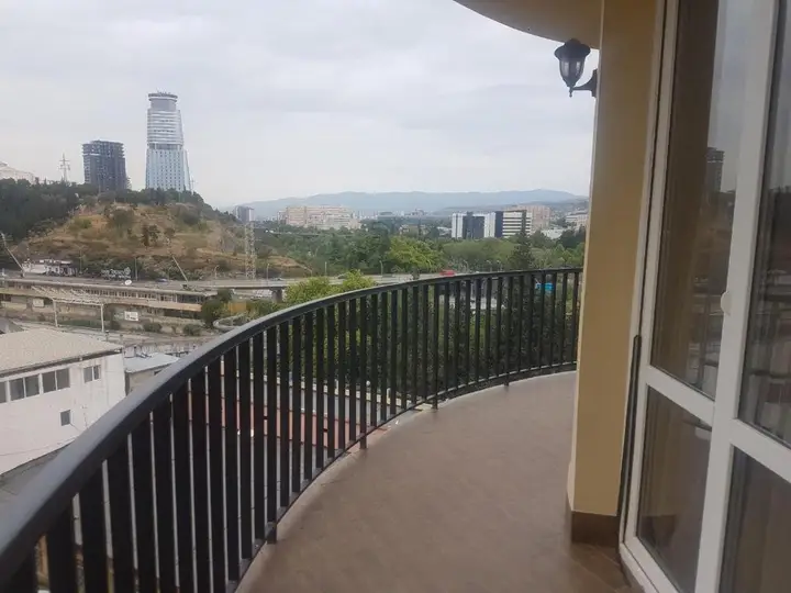 Тбилиси: Appartment at Vera
