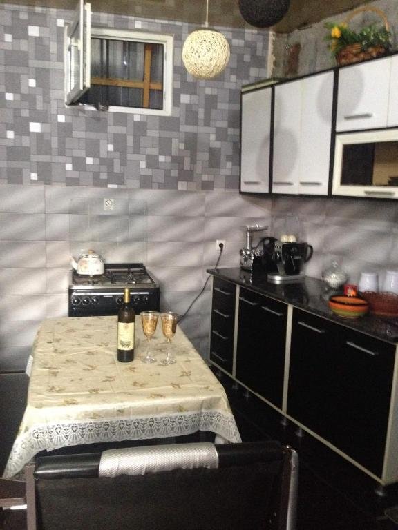 Телави: LUSI'S guest house