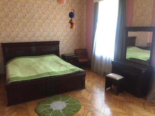 Телави: Friendly House