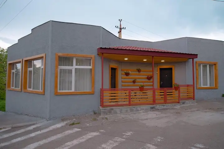 Телави: Comfy Corner