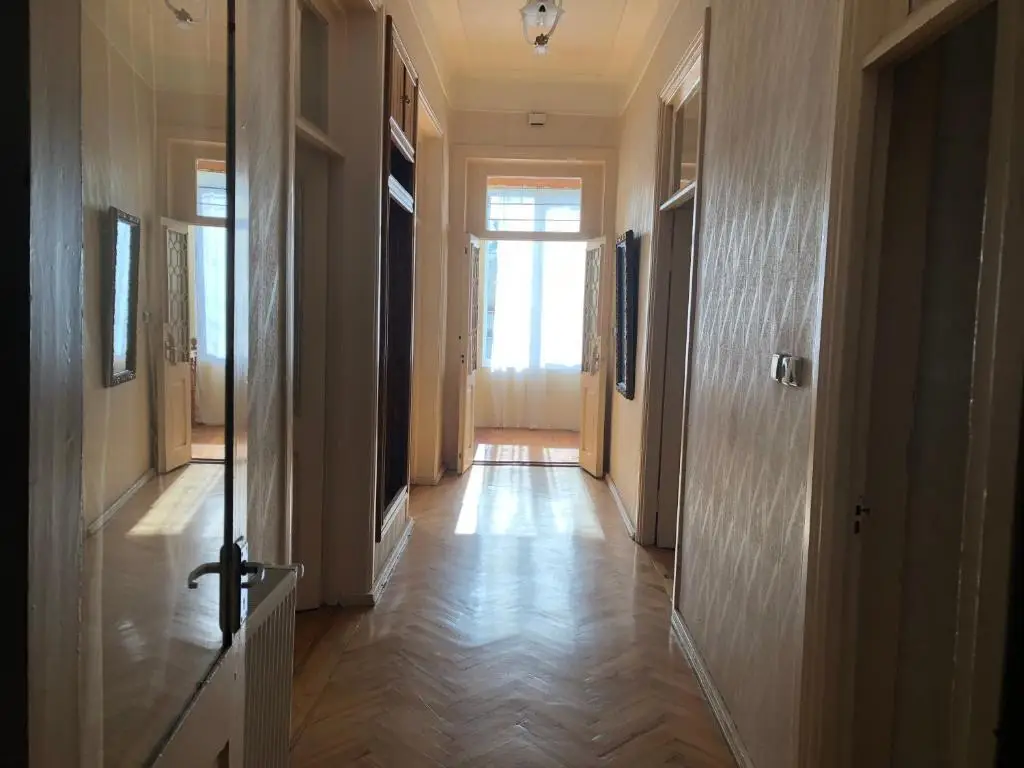 Телави: Family Home