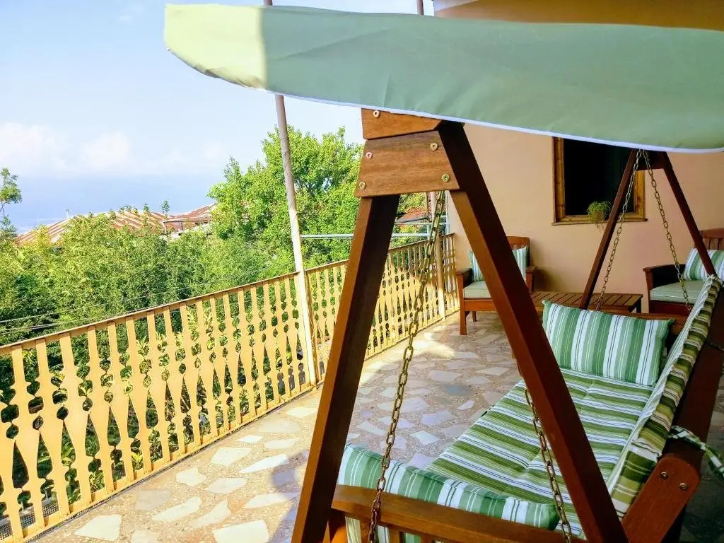 Телави: Green Lux Guesthouse