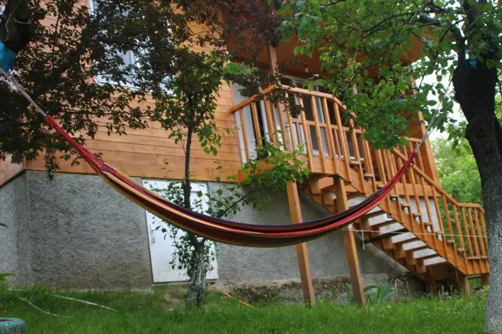 Телави: Cottage