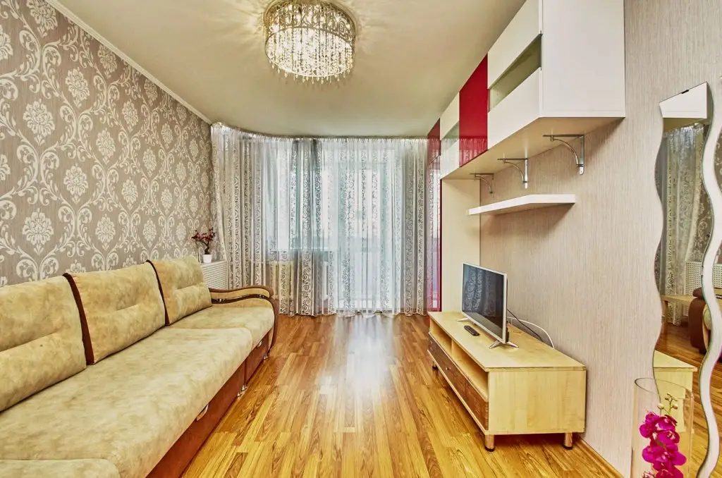 Томск: 2к квартира, ул. Транспортная 7
