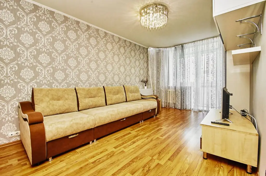 Томск: 2к квартира, ул. Транспортная 7